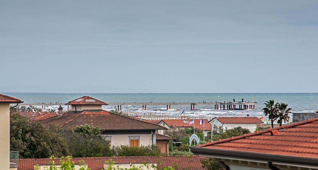 Hotel Villa Flores Marina di Pietrasanta Exterior foto